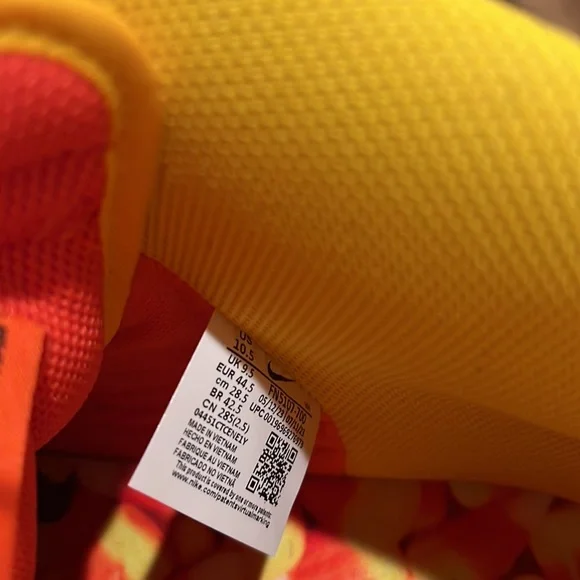 Brand New Rare Nike SB Dunk High Orange/Yellow Sweet Tooth Candy Corn Sneakers!
